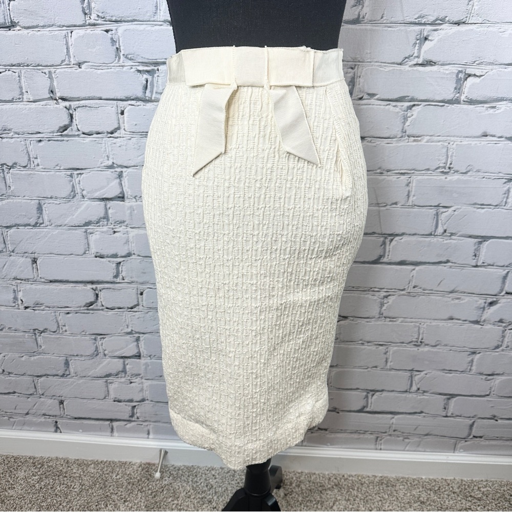 Moschino Cheap And Chic Bow Pencil Midi Skirt Size 12 Cream Cotton Career Office